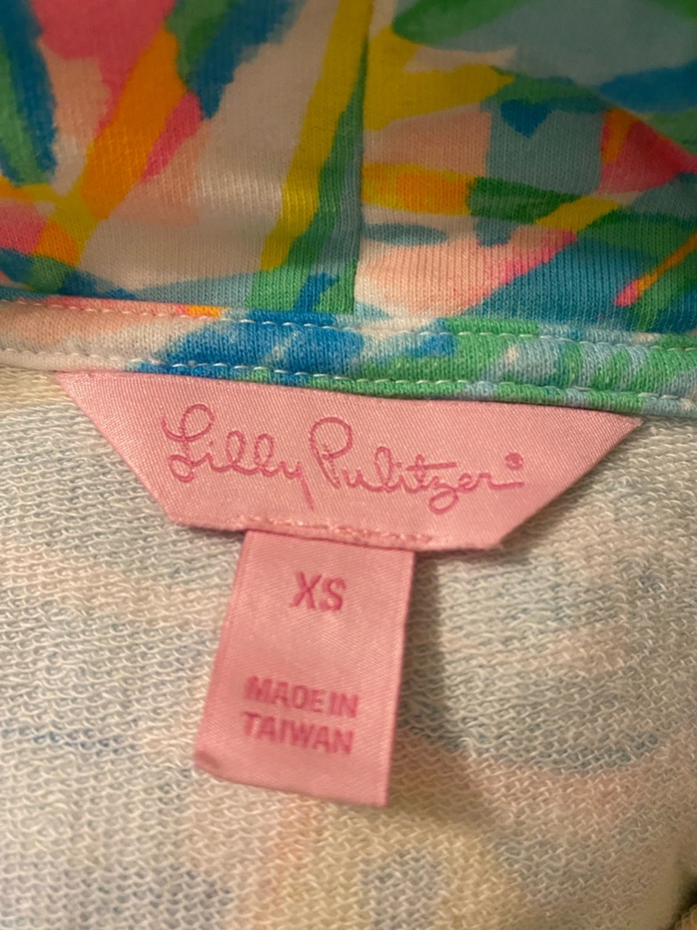 Lilly Pulitzer UPF 50+ Captain Popover in Multi Sea Salt and Fun Sz XS - Picture 3 of 10